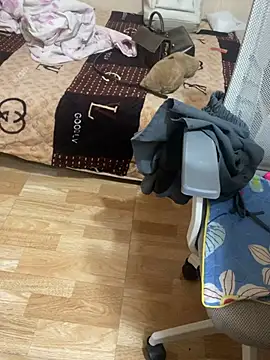 Mina048 webcam