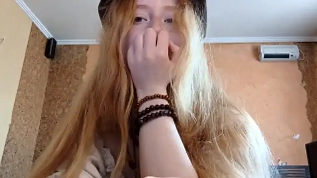 KateVibe_01 webcam