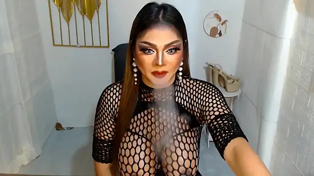 yournaughtyts_selfsucker - YourNaughtyTS_Selfsucker's free webcam - UK Sex Cams