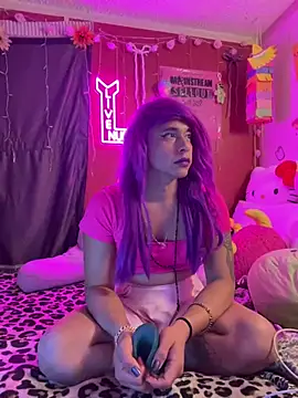 transexualjade95 (T young) - BreastImplants (.)(.) and Car 🚗 BigGoal