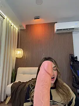 jenn_fit webcam