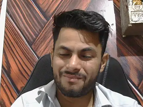stubborndesiboy - Stubborndesiboy's free webcam - UK Sex Cams