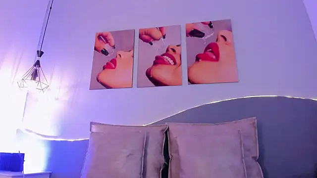 CannelaSmith webcam