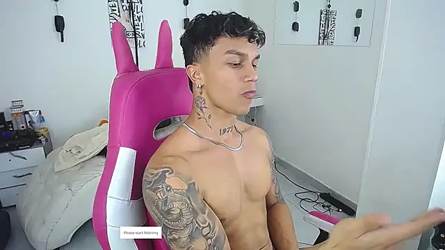 Leonard_Price webcam