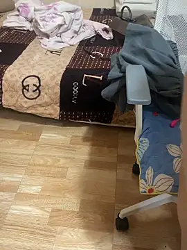 Mina048 webcam