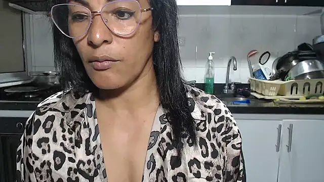 kateleyagrey webcam