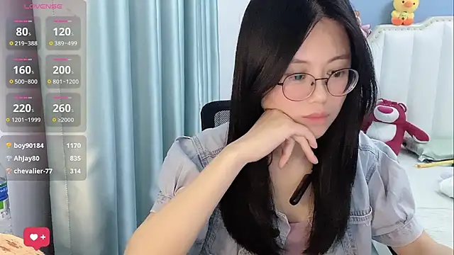luna-666 (F young) - 站起来转几圈