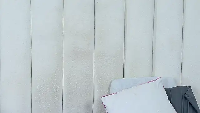 ela_ebony_ webcam