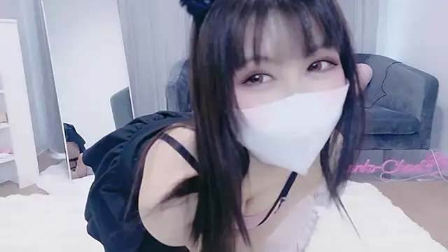 -nyanko-chan- (F teen) - 乳首遠近法💞