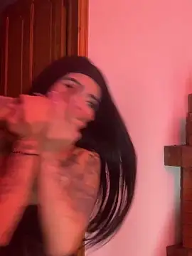 lilithmonette (Ask my age) - Use plug + twerk 😈