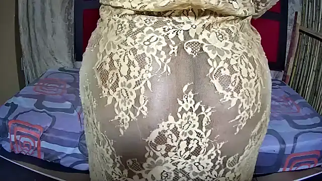 Exotic_FreakyQueen webcam