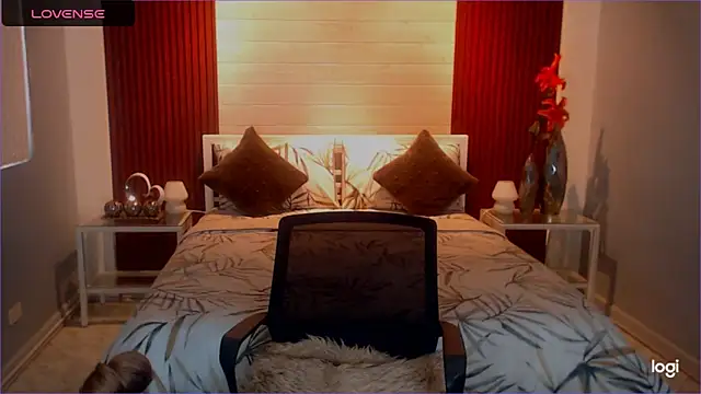 StellaStrong30 live sex cam