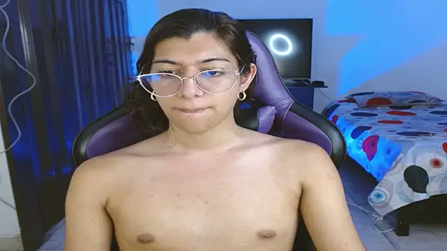Alanni_parker webcam