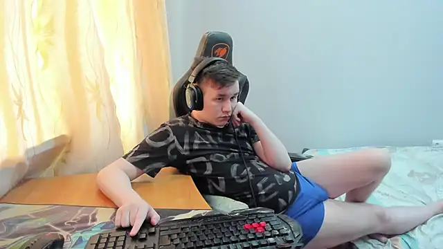 iliaskrislove webcam