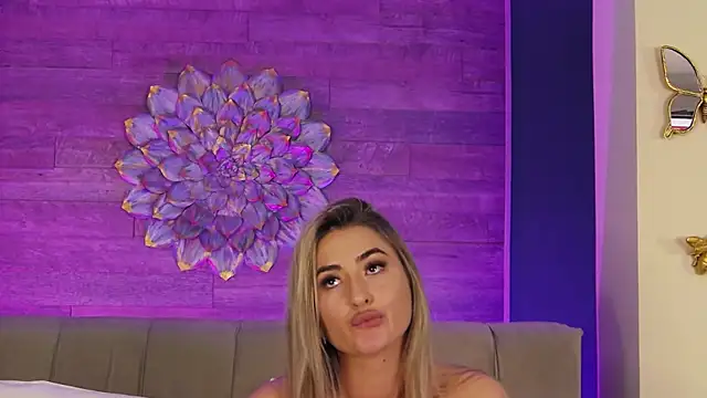 loradevine (F young) - cumshow