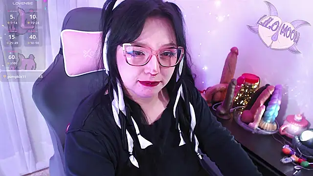 LiloMoon69 webcam