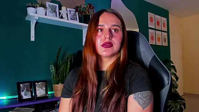 evy_orange1 webcam