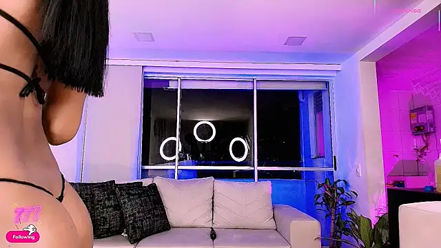 Nicol_ofi24 webcam