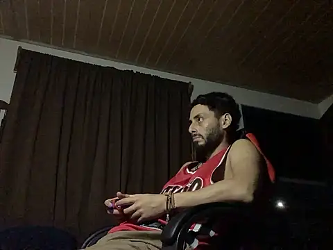 Nooneisthis webcam