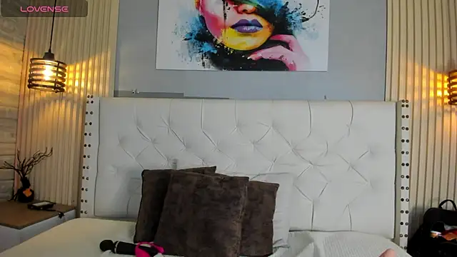 scarletbaker_ webcam