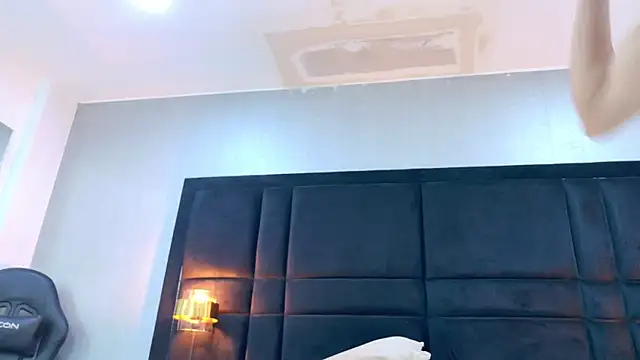 HollyOlson webcam