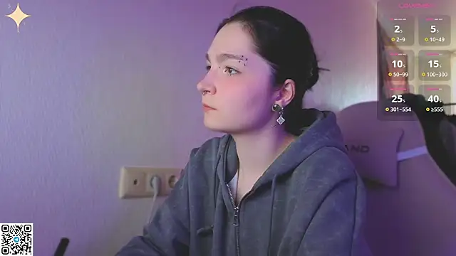 Luna_Moon13 webcam