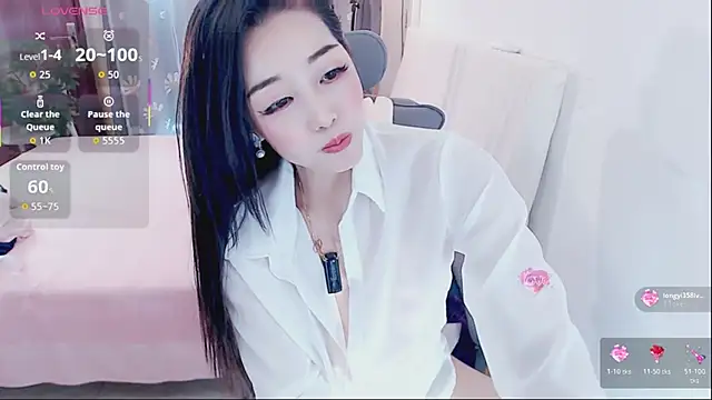美女yaoyao-baby520在线直播