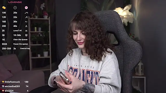 OliviaMcClean webcam
