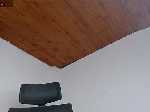 Scarlett_crastrawberry webcam