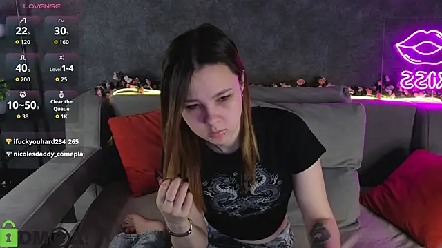 Lori_Bllossom webcam