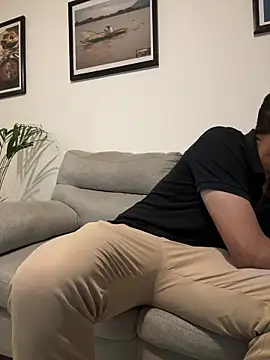 AdrianGarcia89 webcam