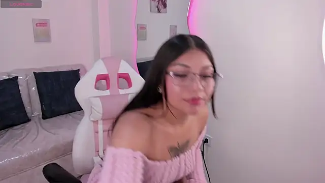 amelia_johnson1