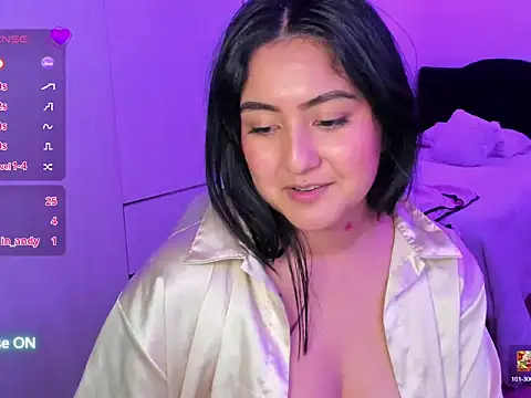 ViolettaKai webcam