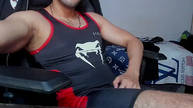 Tommy_Bred webcam