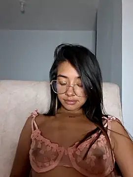 lucianaa_Gguerra webcam