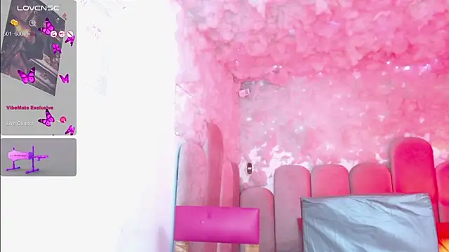 puca_ebony live sex cam