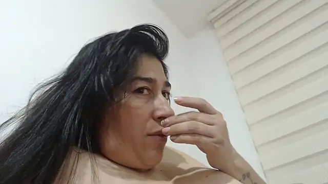 andreaisis2 webcam