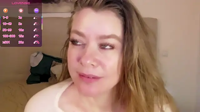 PetersEmily webcam