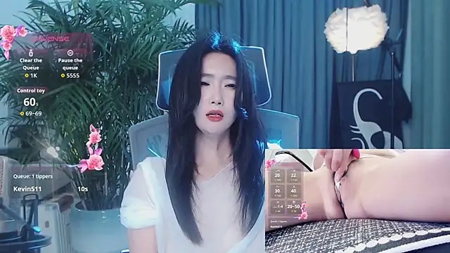 美女feifei-love在线直播