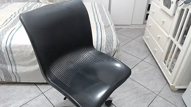 MysterBearMG webcam