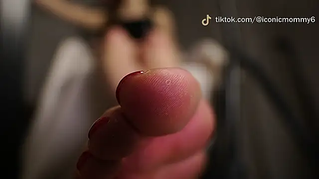 supreme_dominatrix webcam