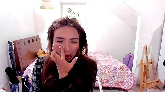 megan_doll2123 webcam