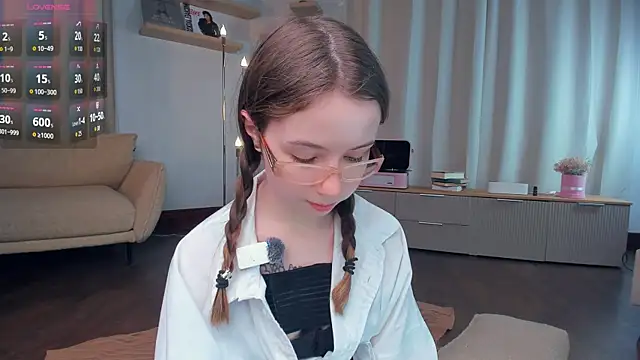 DominikaElis webcam