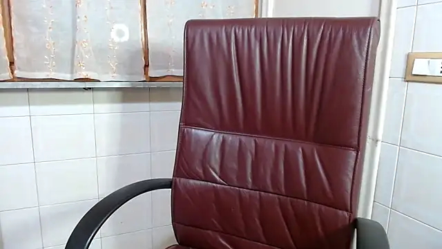 Foxlady2271 webcam