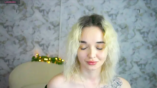 Ashley_S webcam
