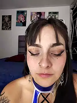 KARINNA__RAVEN webcam