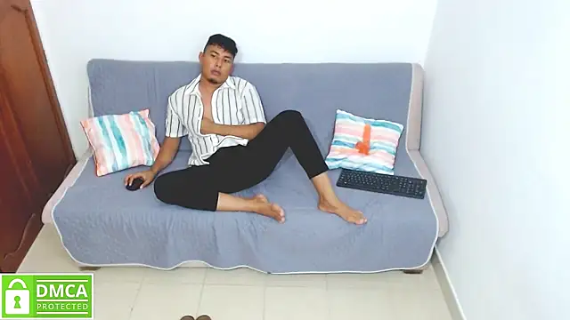 Denzel_Ass26 webcam