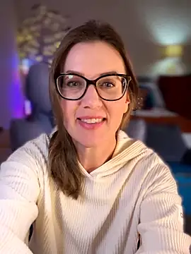 maiseknox - MaiseKnox's free webcam - UK Sex Cams