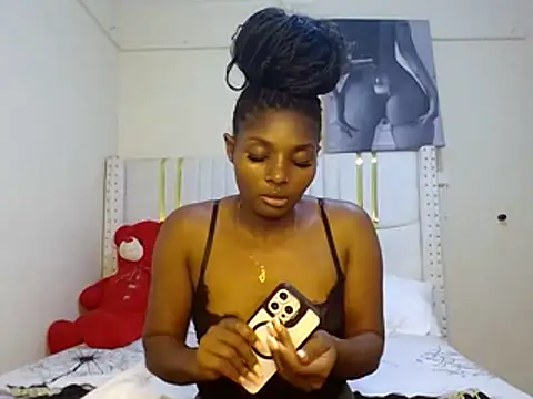 Tamia_love200 webcam