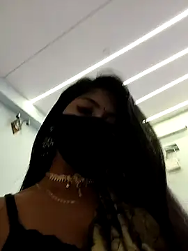 priya_26 webcam